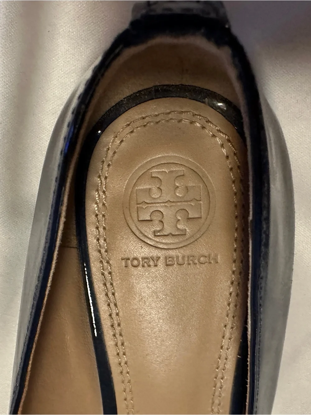 Tory Burch Navy Patent Leather Logo Ballet Flats size 9
